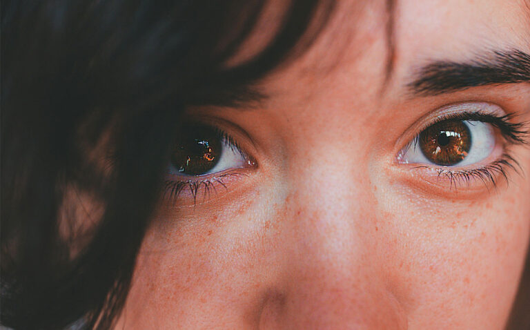 12 Types of Eyes Explained: Find Your Shape & Style